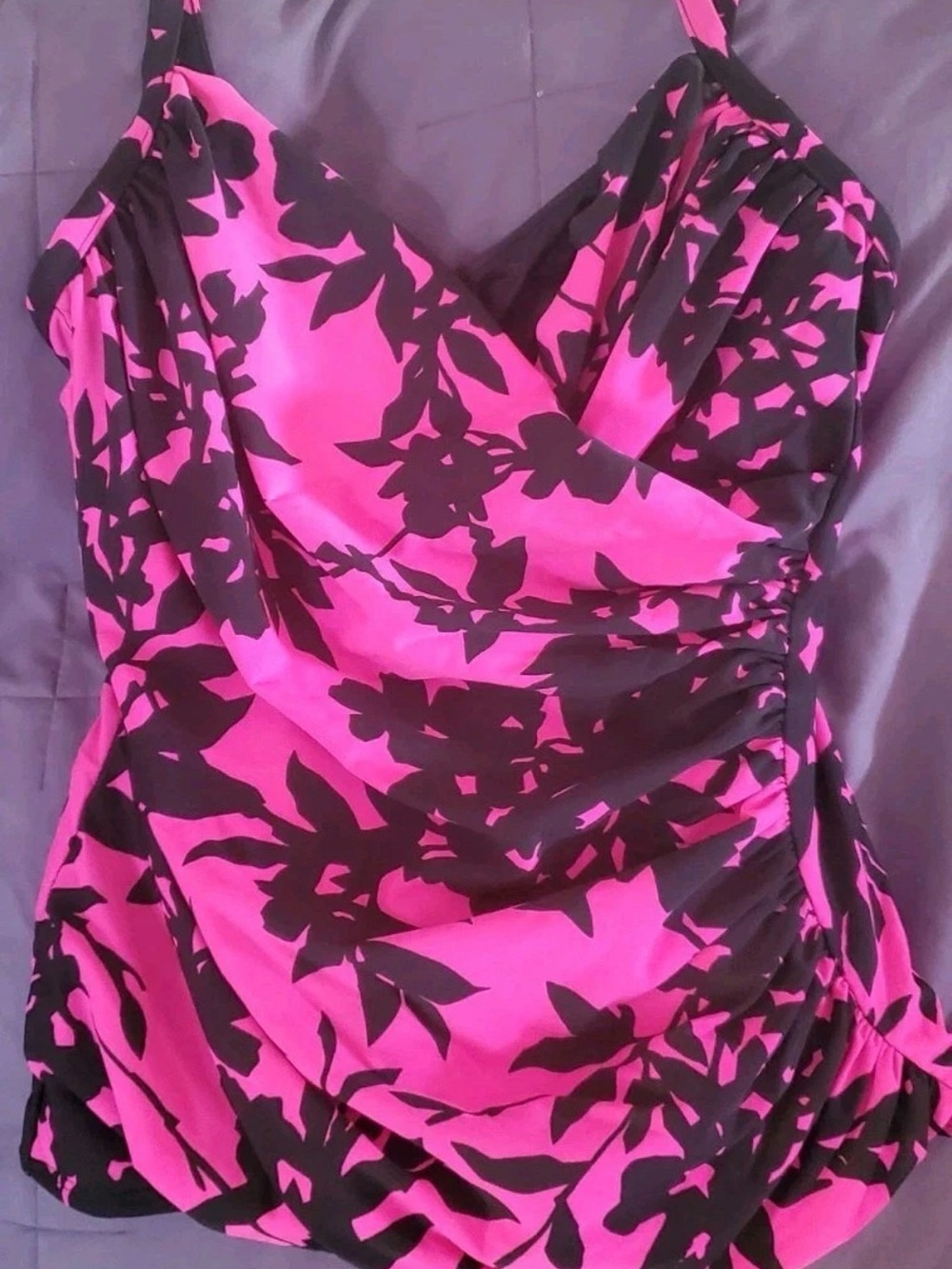 Miraclesuit magicsuit pink and black like new size 16